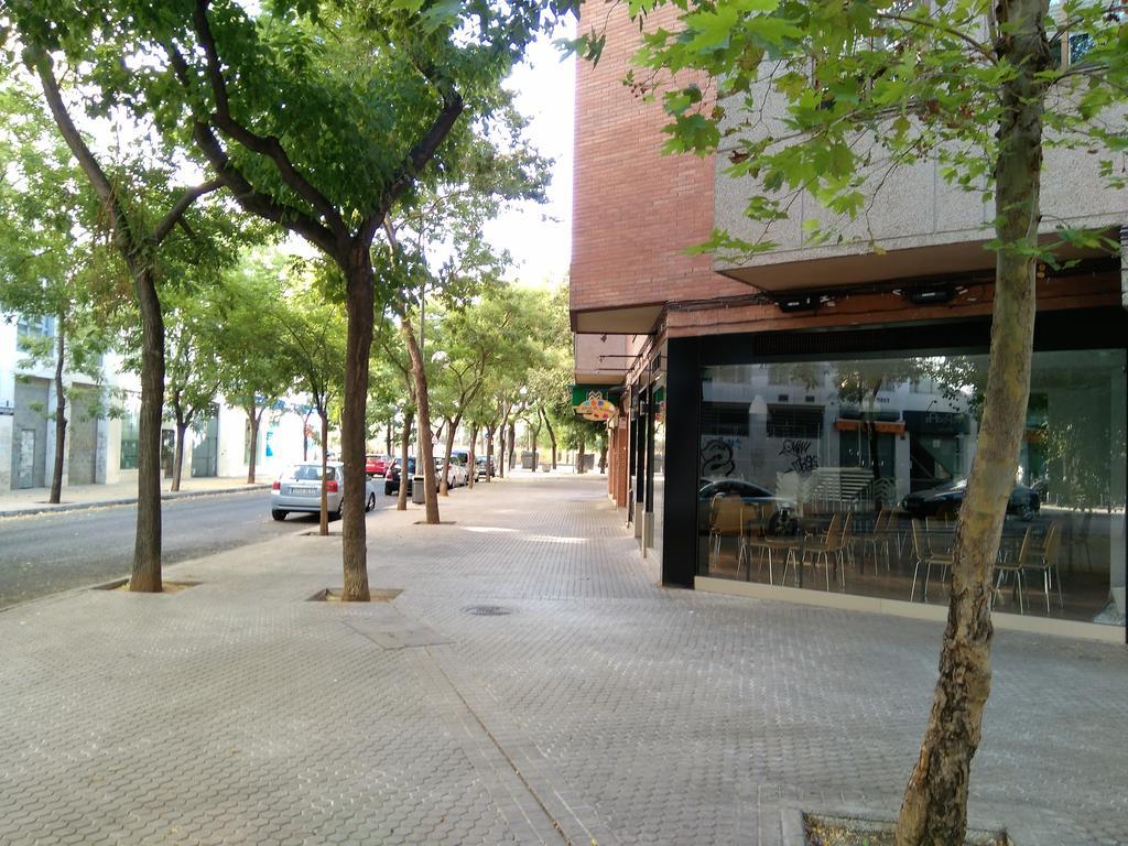 Apartamento Buhaira Seville Luaran gambar