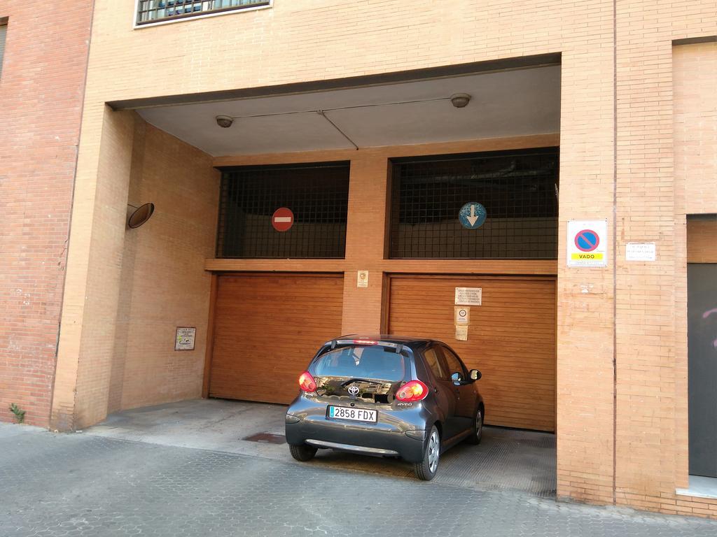 Apartamento Buhaira Seville Luaran gambar