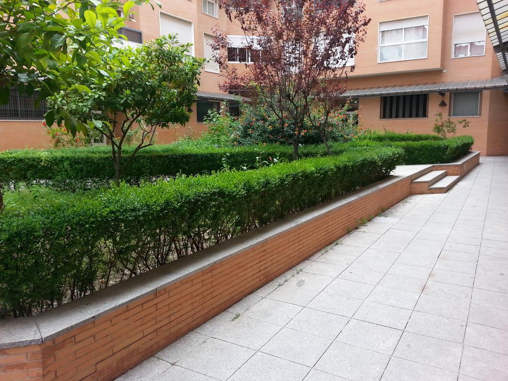 Apartamento Buhaira Seville Luaran gambar