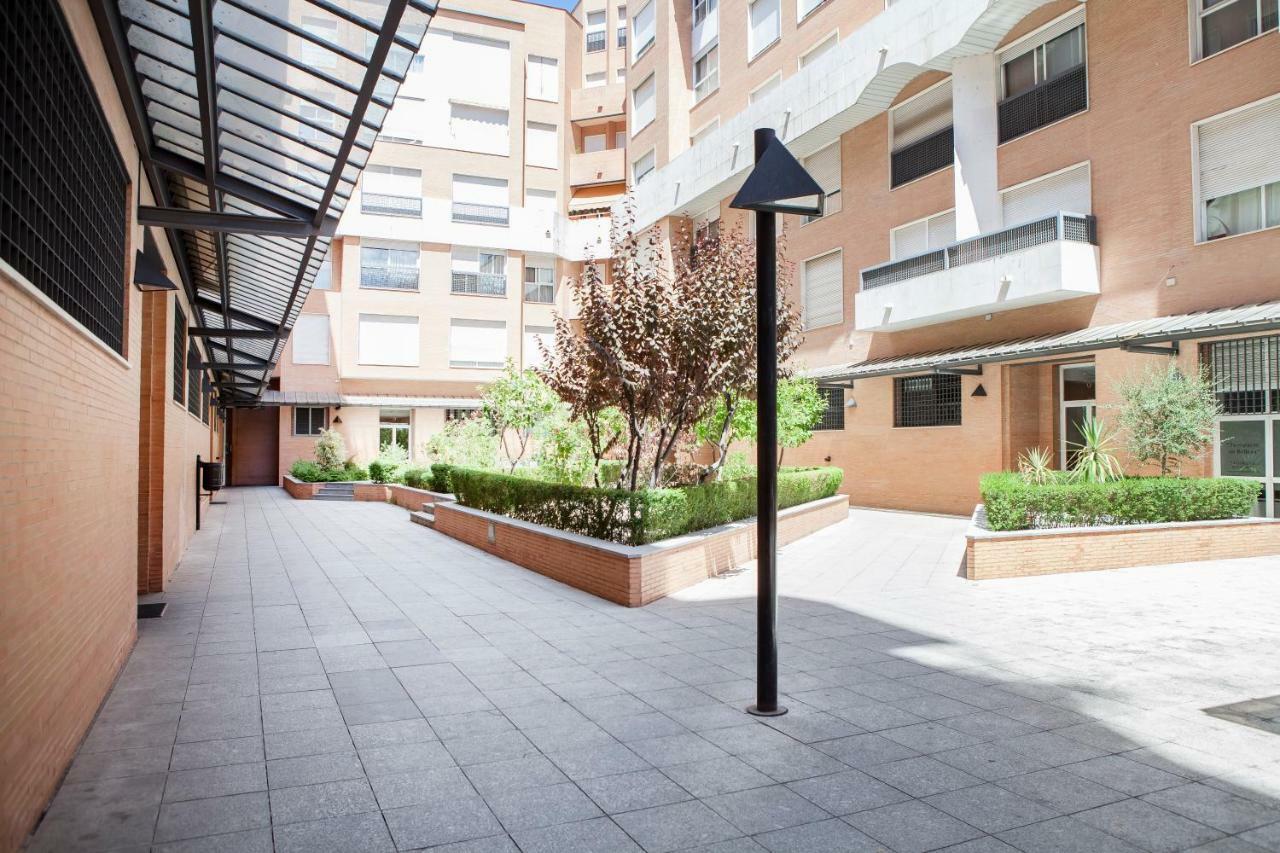 Apartamento Buhaira Seville Luaran gambar