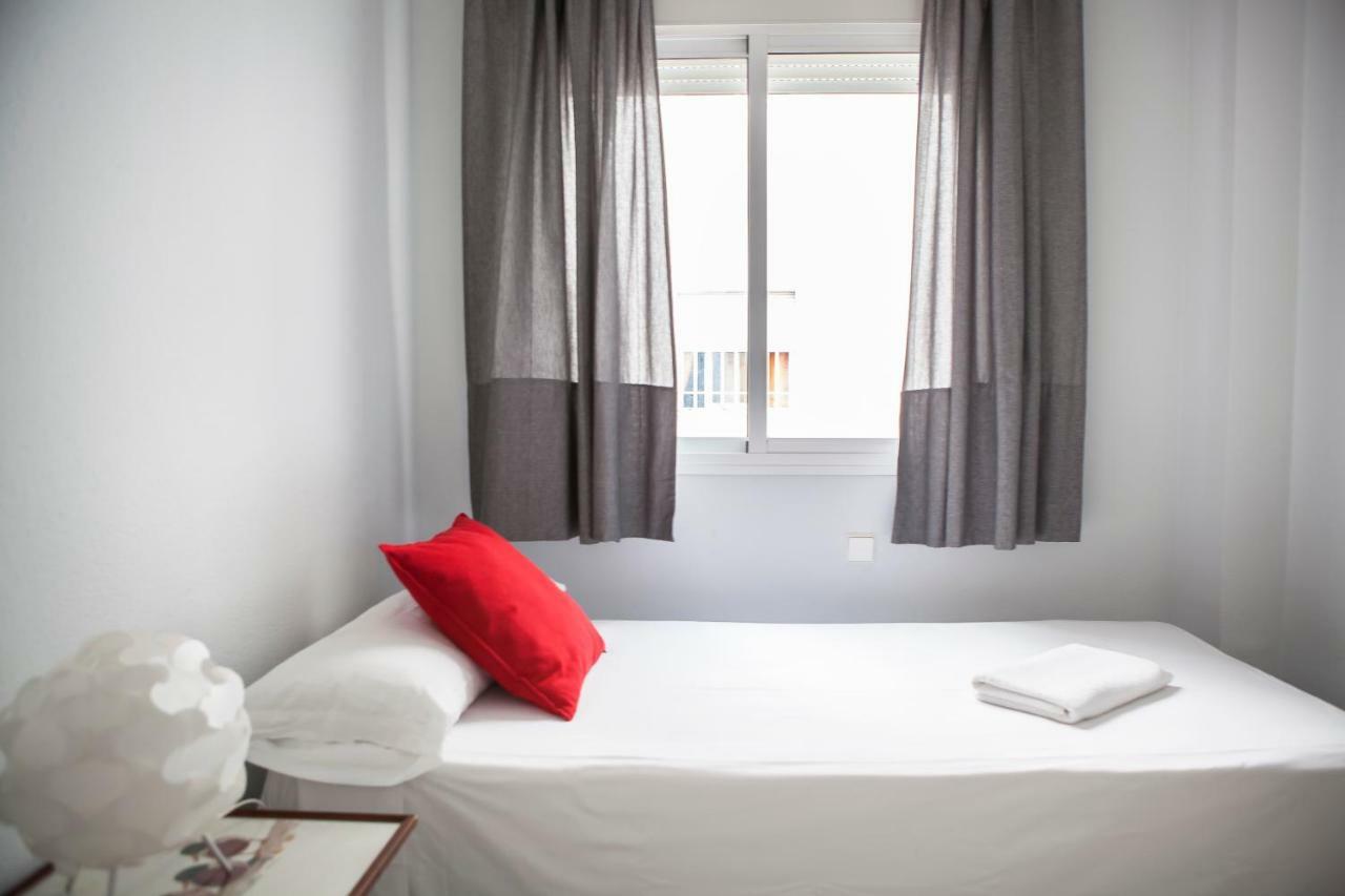 Apartamento Buhaira Seville Luaran gambar
