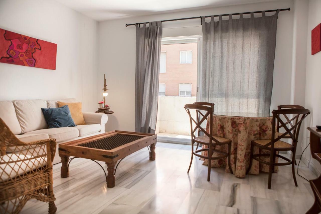 Apartamento Buhaira Seville Luaran gambar
